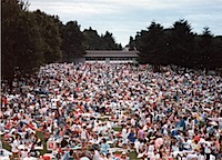 4th July crowd 1990 038